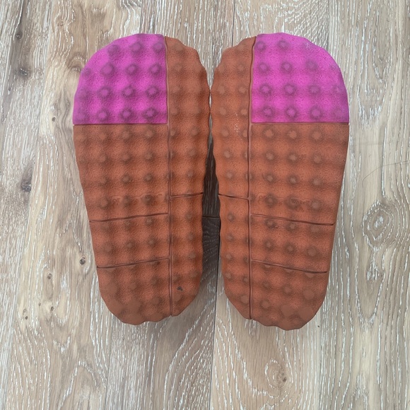 Off-White Women’s Sponge Perforated Clogs Size 39 - Picture 6 of 8